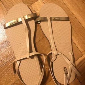 Havaianas sandals